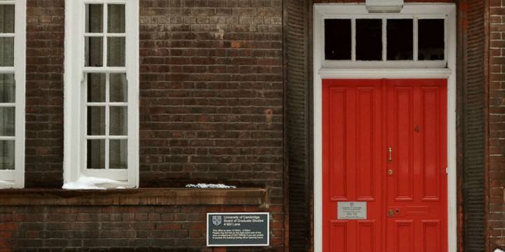 Door to the student registry