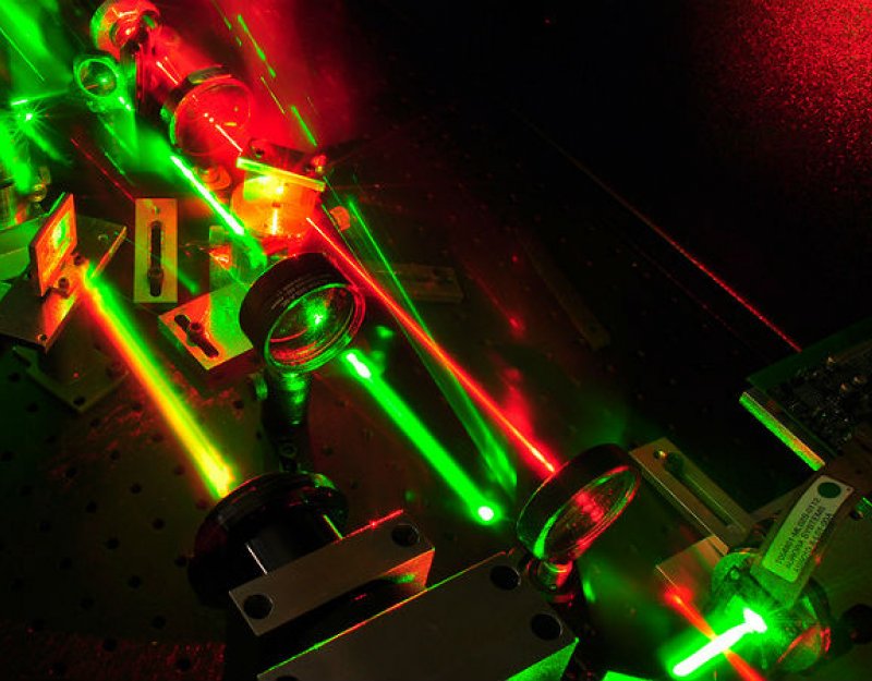 Holographic projector, Centre for Applied Photonics and Electronics